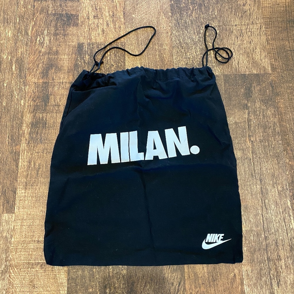 Black Nike Milan Dust bag